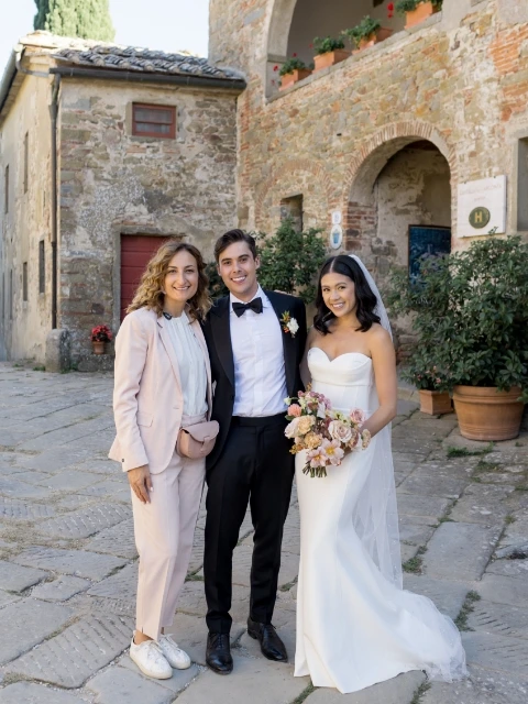 Nicole and Rolf with Sara Barni wedding planner at Castello di Gargonza