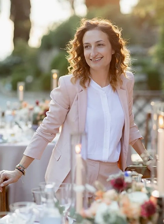 Founder of Floé Weddings, Sara Barni is a wedding planner based in Florence, Tuscany.