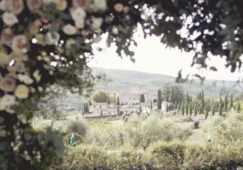 Overview of Castello di Meleto, wedding hamlet in Tuscany