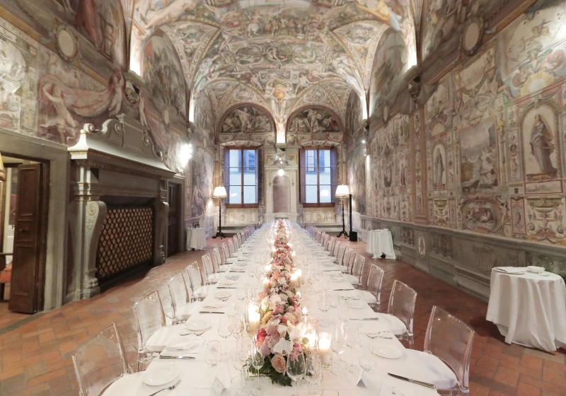 Palazzo Capponi's main frescoed hall, perfect for wedding receptions