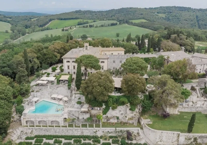 Overview of Borgo Pignano, luxury hotel in Volterra, Tuscany