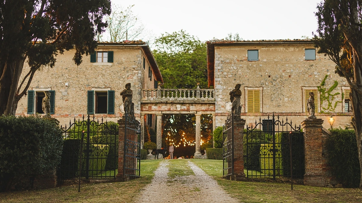 Wedding at Borgo stomennano, a wedding venue in Tuscany