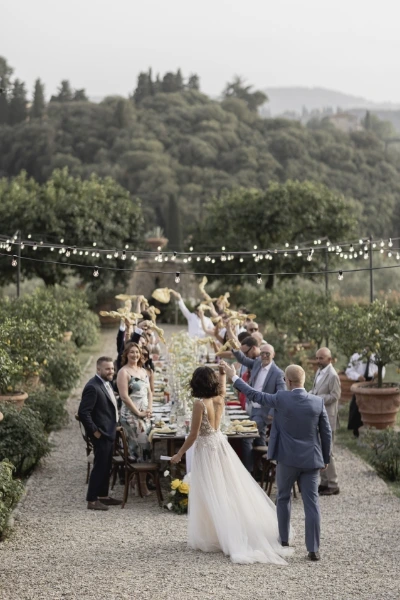 An intimate wedding dinner in Tuscany