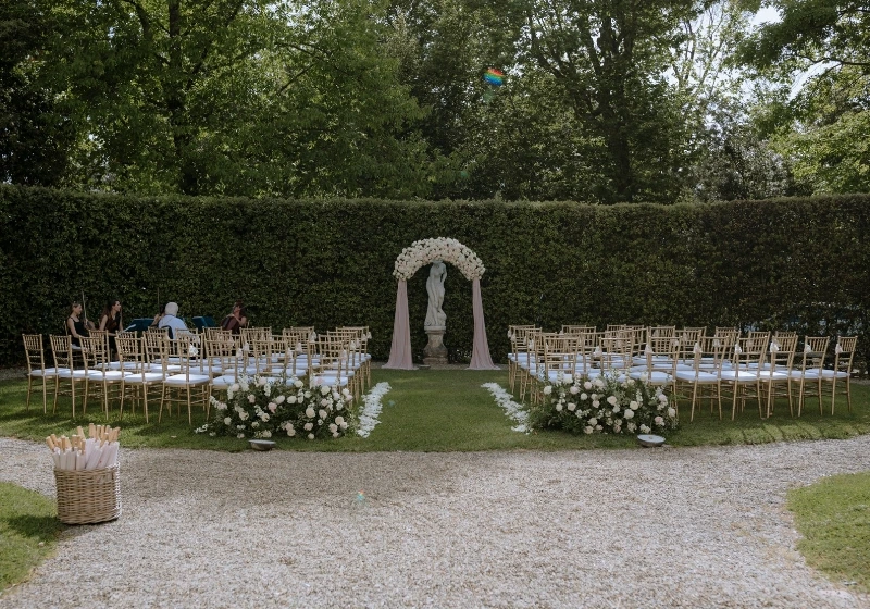 Photo of a ceremony set up in the garden of Villa cora