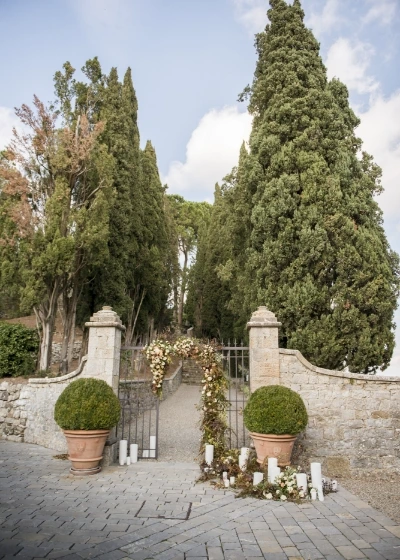 The gate of the entrance at Castiglon del Bosco 