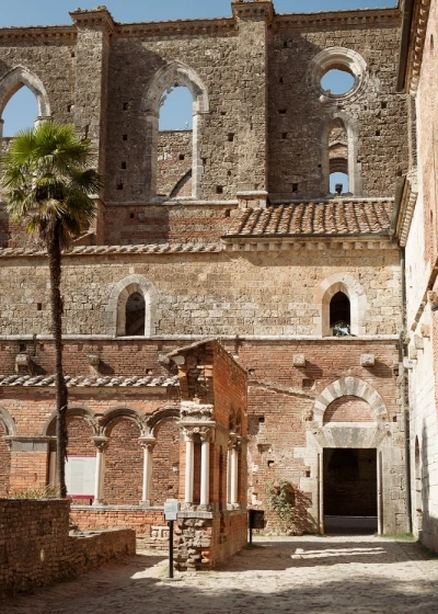 Entrance of San Galgano Abbey in Tuscany, an iconic Italian ceremony venue