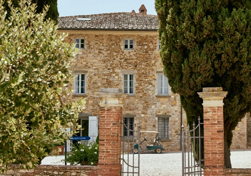 Entrance of Borgo Scopeto, venue for destination wedding 