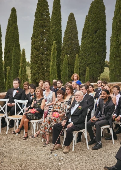 Guest attending a wedding ceremony organized by Sara Barni 